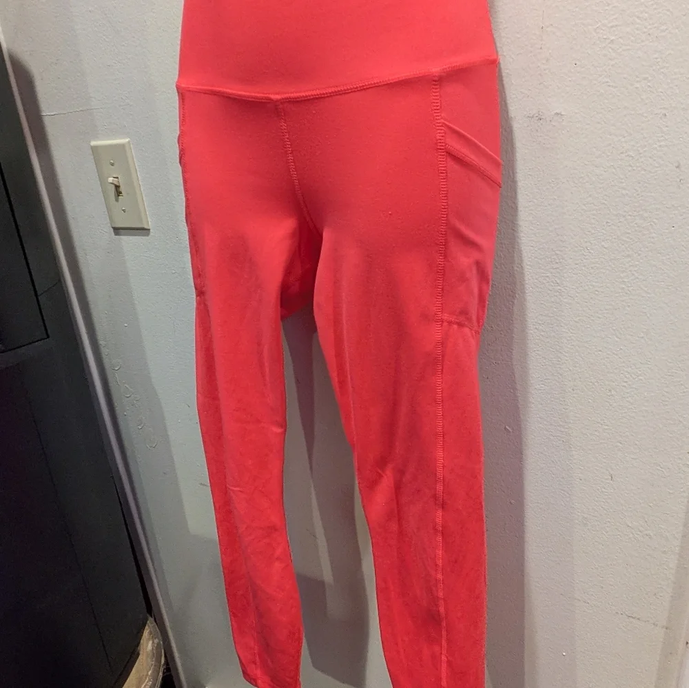 yogaliciuos Lux High-Waisted Coral Leggings Size Small - Picture 4 of 7